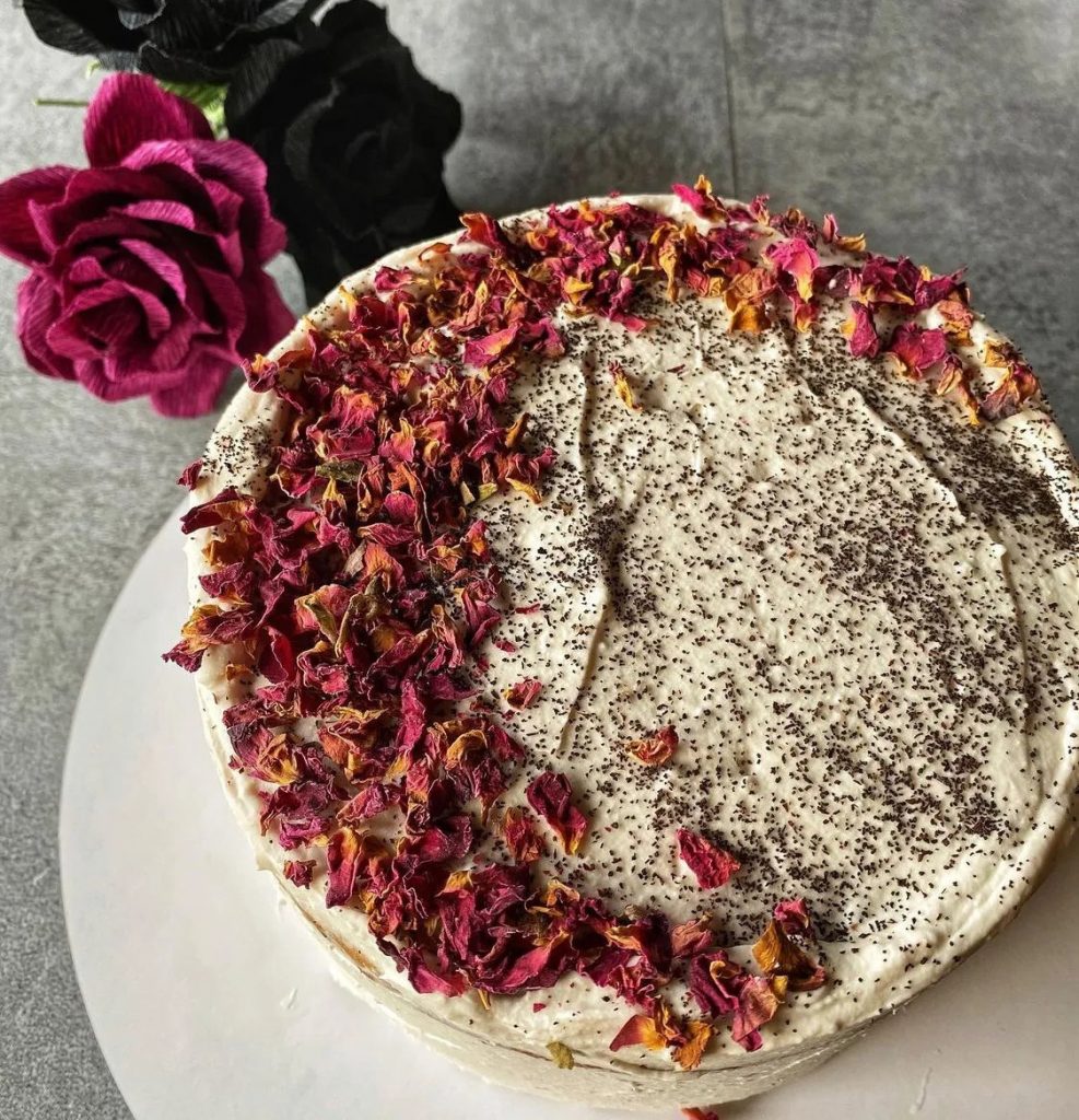 A cake with flowers on top.
