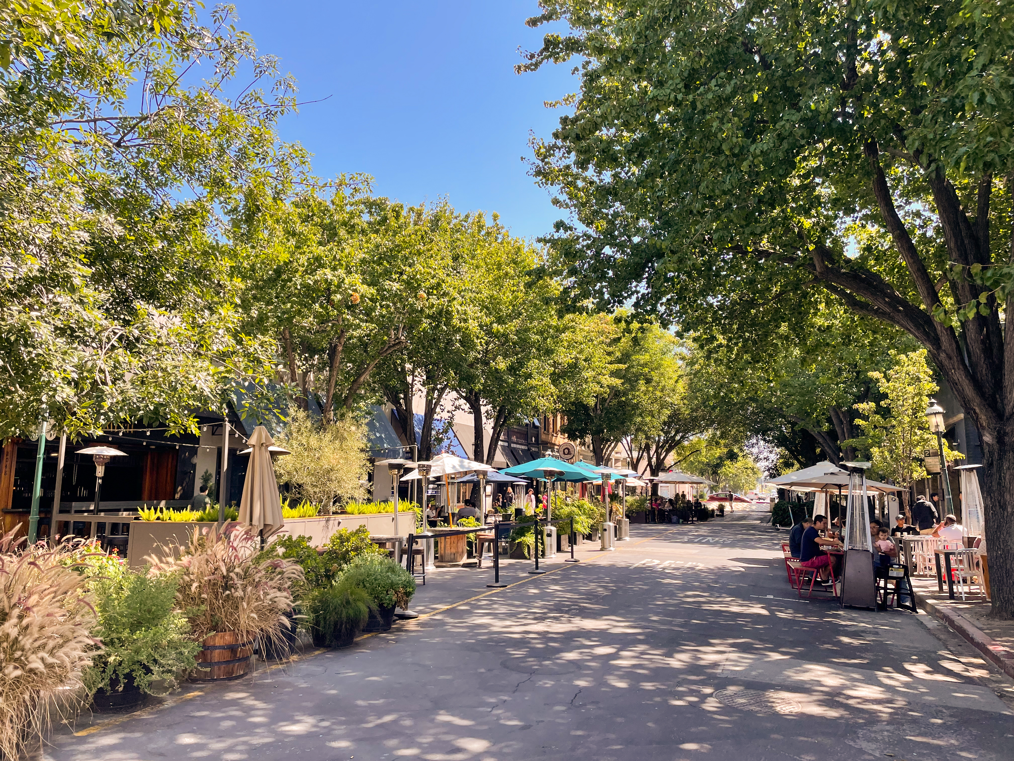 Image for Redwood City eyes Broadway drinking zone ahead of World Cup
